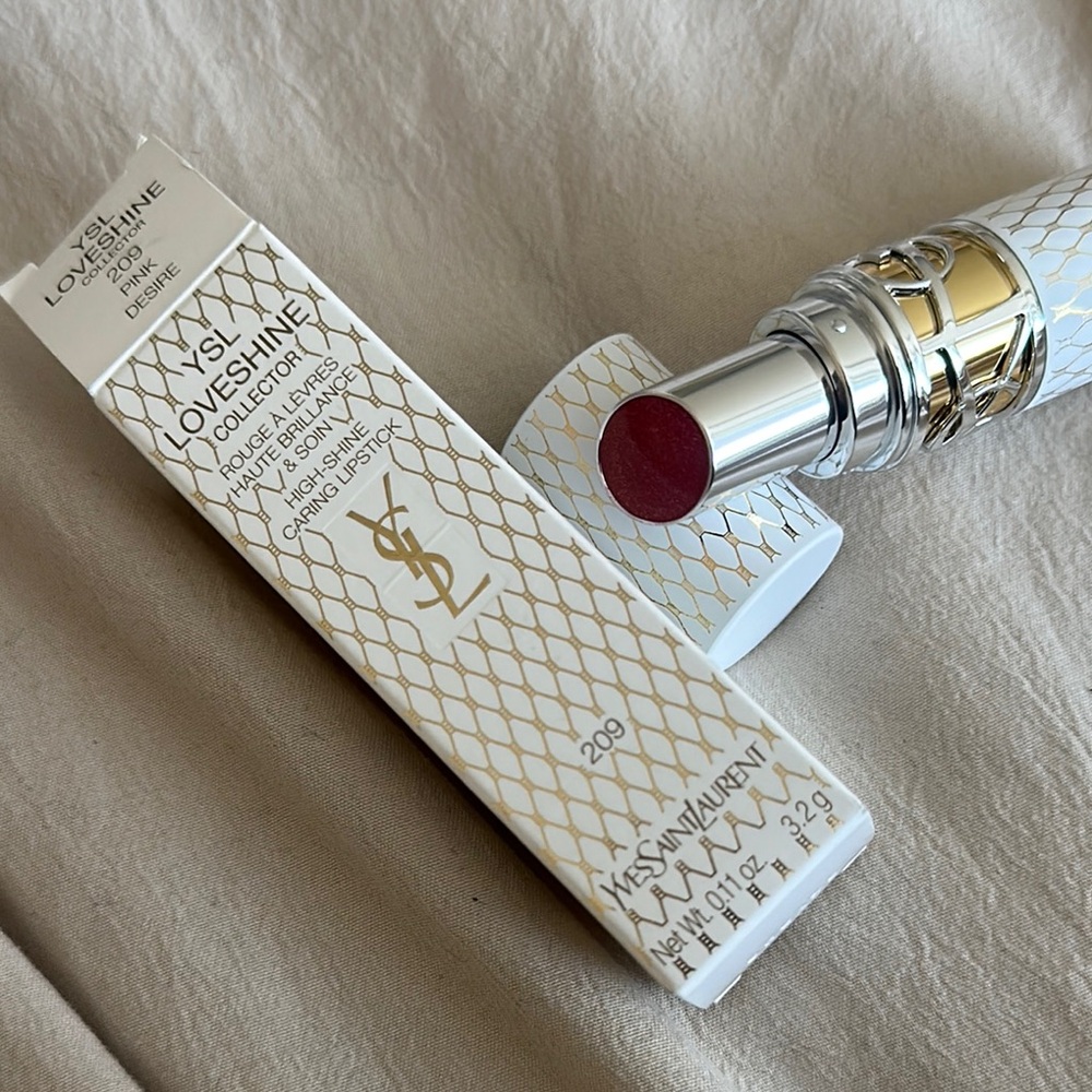 Yves Saint Laurent LoveShine Lipstick - Pink Desire